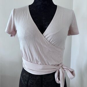 Garage shortsleeved wrap top